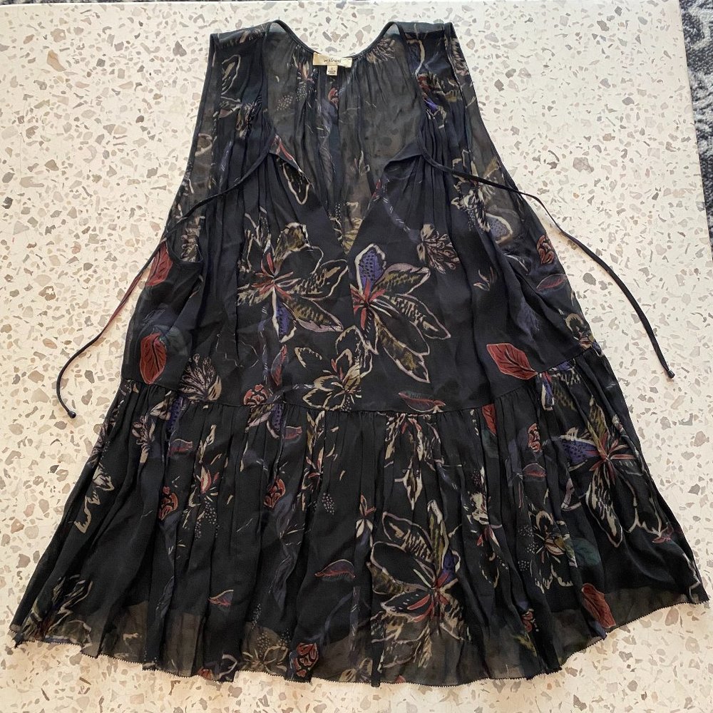 Aritzia Wilfred Navy Floral Sheer Peplum Tank, Size S